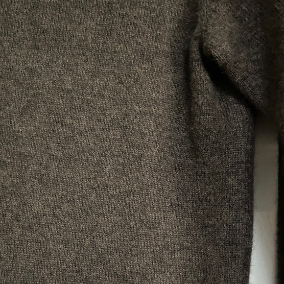 Quince Rich Brown Cashmere Turtleneck Sweater - Picture 6 of 10